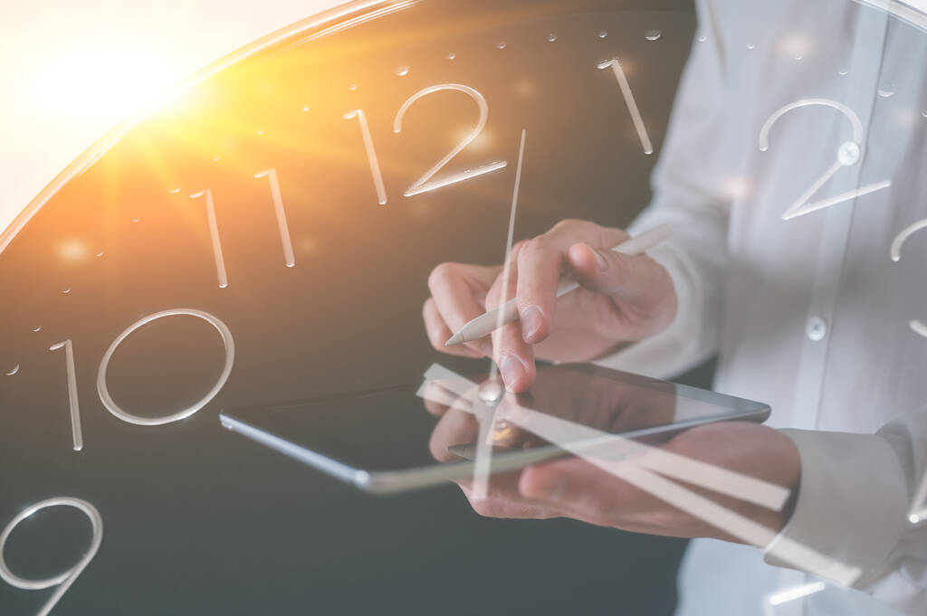 czas pracy prawnik com