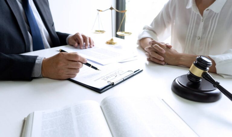 podpisanie dokumentow prawnik darowizna 2206