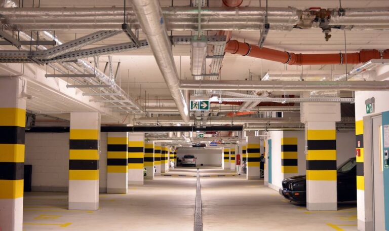 parking podziemny